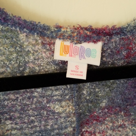 Beautiful Lularoe Lindsay! - Picture 2 of 4